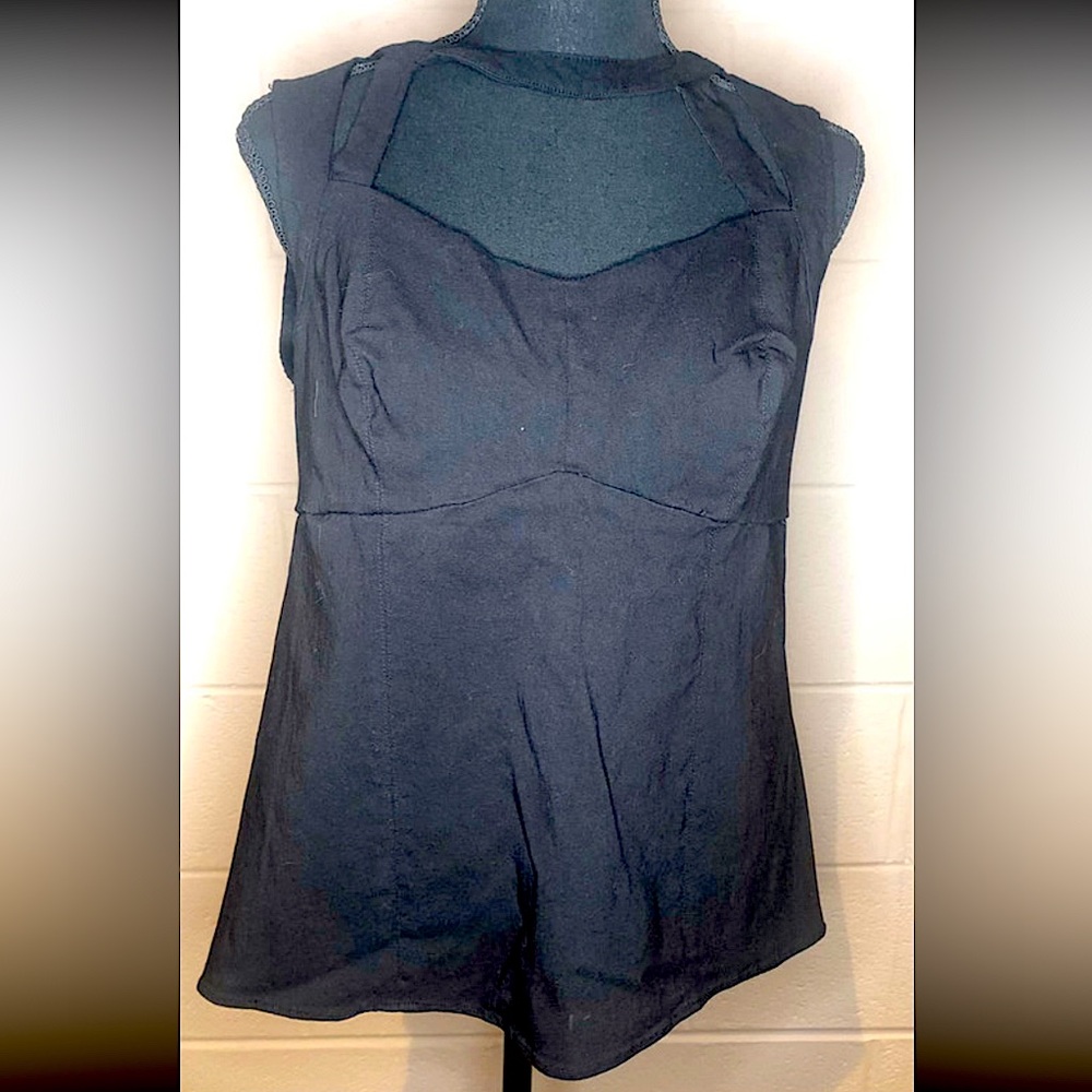Torrid black sleeveless top